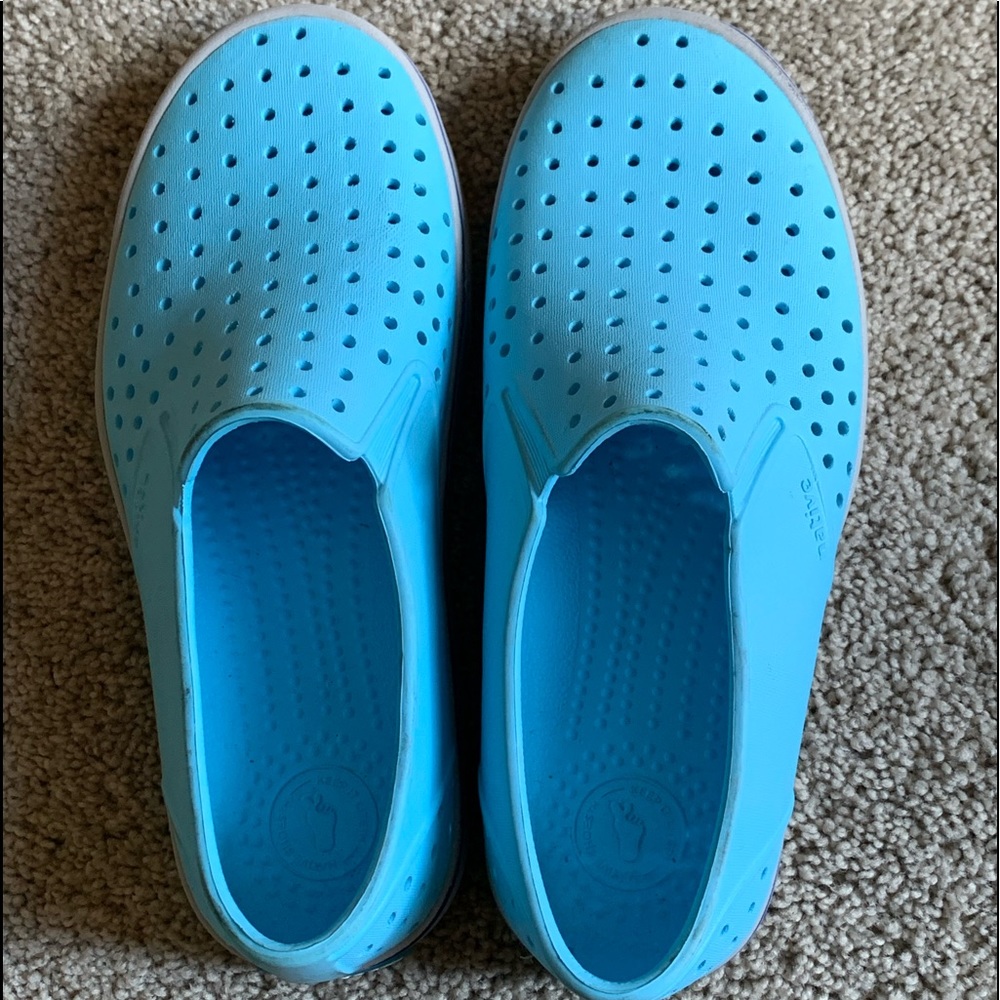 Native Shoes - image 1